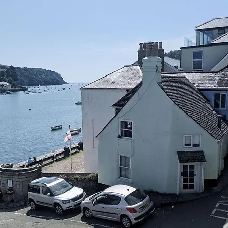 Gulls Nest - Bijou Bolt Hole Villa Dartmouth Exterior photo